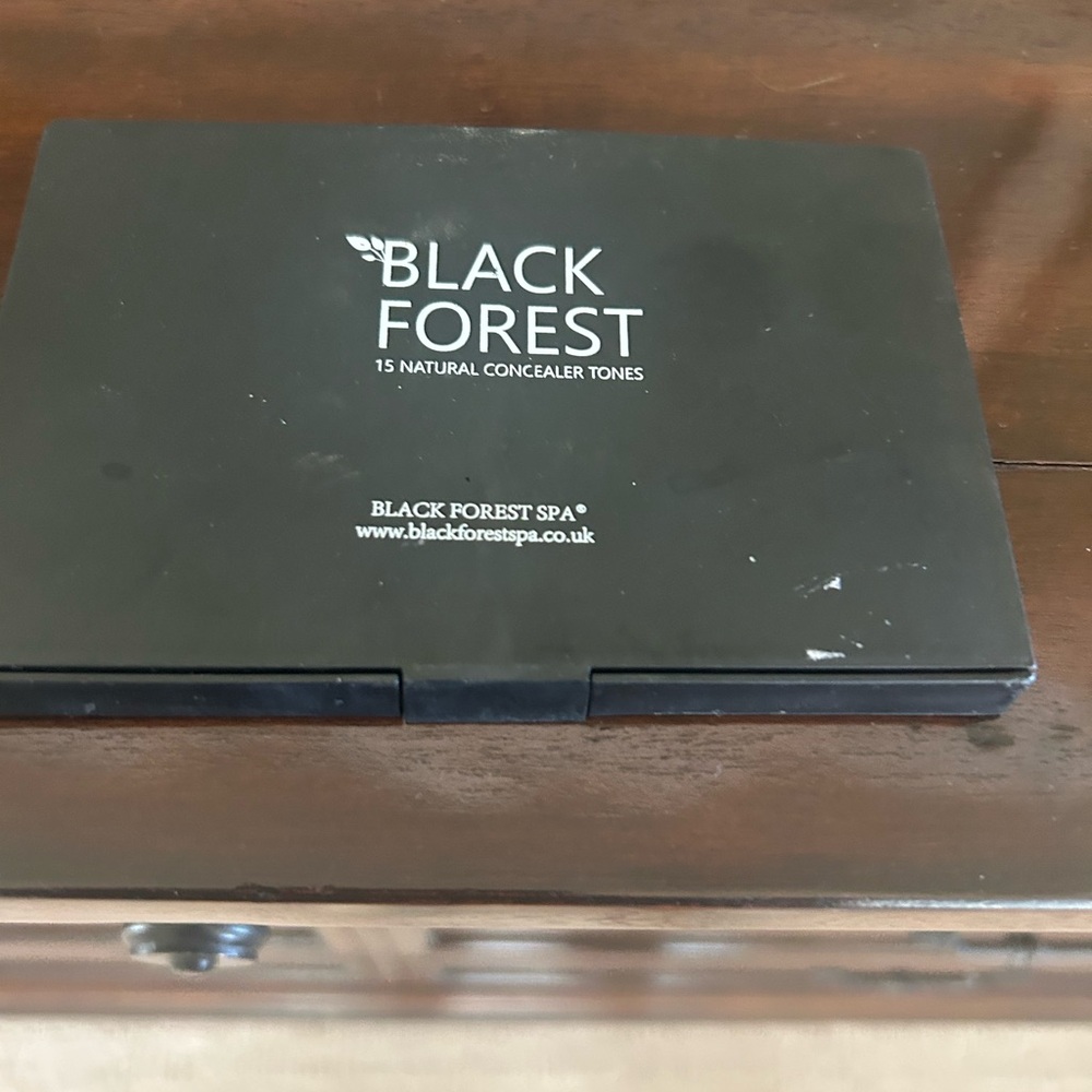 Black Forest Concealer Tones
